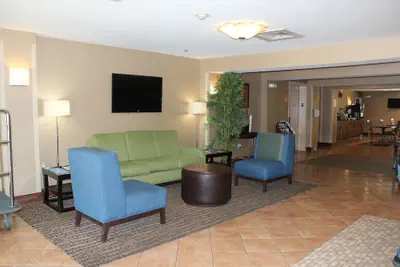 Photo 3 - Quality Inn Raleigh Downtown