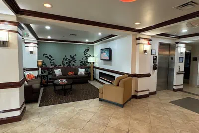 Photo 3 - Sleep Inn & Suites Manchester near Arnold AFB