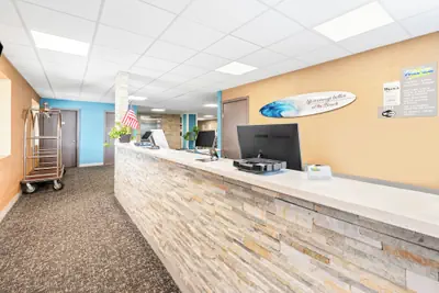 Photo 4 - Tropicana Motel