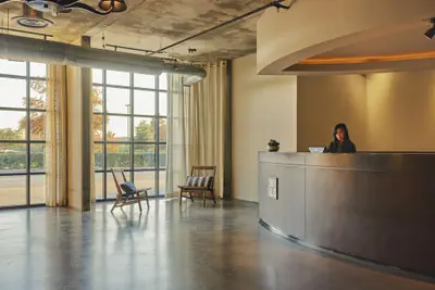 Photo 3 - NYLO Las Colinas Hotel, Tapestry Collection by Hilton