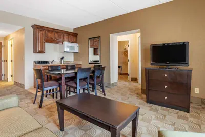Photo 5 - Comfort Inn Warner Robins - Robins Air Force Base Area