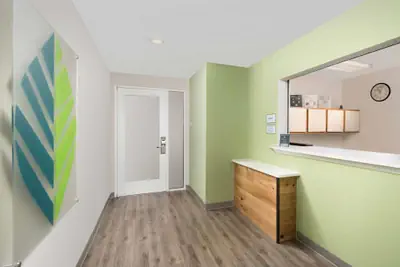 Photo 2 - WoodSpring Suites Spartanburg - Duncan