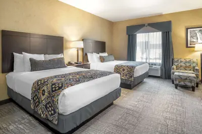 Photo 2 - Best Western Plus Ponderay Mountain Lodge