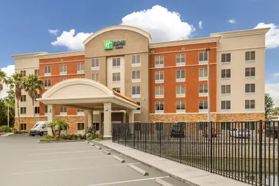 Photo 2 - Holiday Inn Express Hotel & Suites Largo-Clearwater by IHG