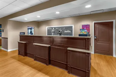 Photo 3 - Hampton Inn Okeechobee - Lake Okeechobee