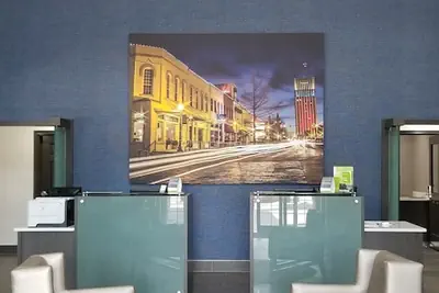 Photo 4 - La Quinta Inn & Suites by Wyndham Tyler South