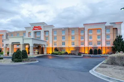Photo 2 - Hampton Inn Suites Scottsboro