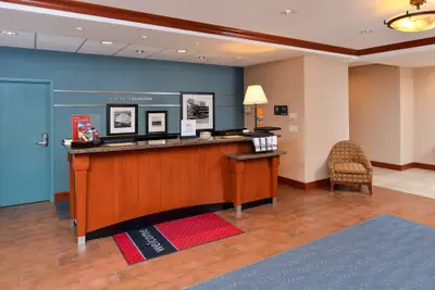 Photo 3 - Hampton Inn Evanston