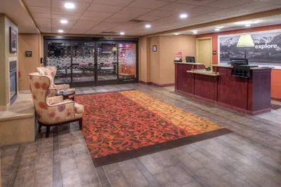Photo 3 - Hampton Inn & Suites Rifle