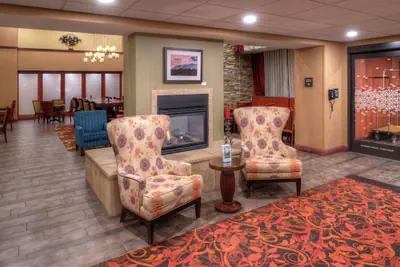 Photo 4 - Hampton Inn & Suites Rifle
