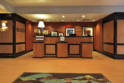 Photo 2 - Hampton Inn Defiance