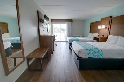 Photo 4 - Seashire Inn & Suites
