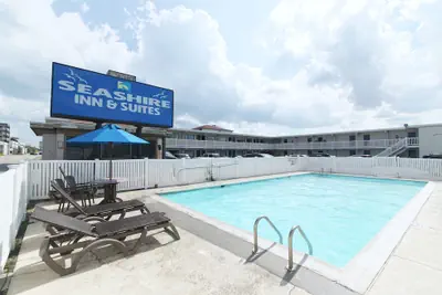 Photo 2 - Seashire Inn & Suites