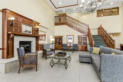 Photo 4 - Country Inn & Suites by Radisson, Princeton, WV