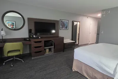 Photo 4 - Hampton Inn & Suites Craig