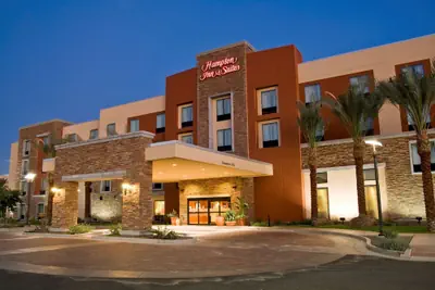 Photo 2 - Hampton Inn & Suites Phoenix Chandler-Fashion Center AZ