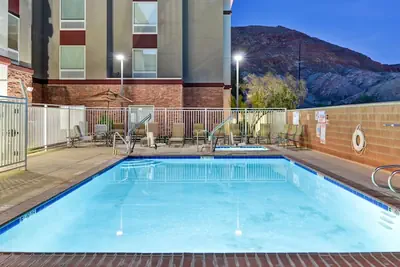 Photo 2 - Hampton Inn by Hilton Moab