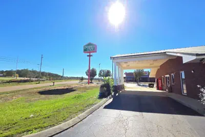 Photo 2 - Deerfield Inn McComb I-55