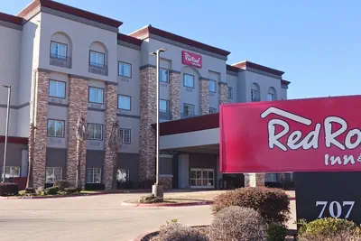 Photo 2 - Red Roof Inn & Suites Longview