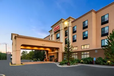 Photo 2 - Hampton Inn & Suites Fairbanks