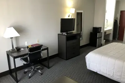 Photo 5 - Lea County Inn