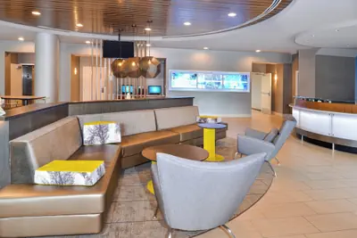 Photo 4 - SpringHill Suites by Marriott Fairfax Fair Oaks