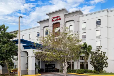 Photo 2 - Hampton Inn & Suites Ft. Lauderdale West-Sawgrass/Tamarac