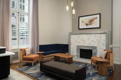 Photo 3 - Courtyard by Marriott Philadelphia Downtown