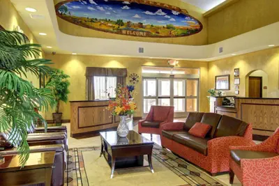 Photo 4 - Comfort Inn & Suites Alvarado
