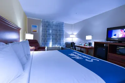 Photo 5 - Days Inn by Wyndham Greensboro NC