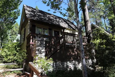 Photo 4 - Saddleback Inn