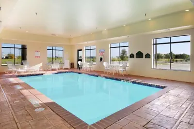 Photo 2 - Wingate by Wyndham New Braunfels