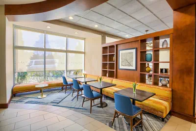 Photo 2 - Four Points By Sheraton Raleigh Durham Airport