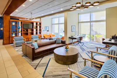 Photo 3 - Four Points By Sheraton Raleigh Durham Airport