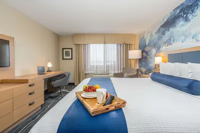 Photo 4 - Best Western Plus Marina Gateway Hotel