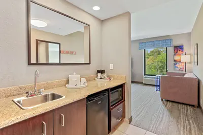 Photo 5 - Hampton Inn & Suites Orlando-Apopka