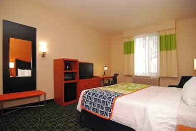 Photo 5 - Fairfield Inn & Suites by Marriott Tehachapi
