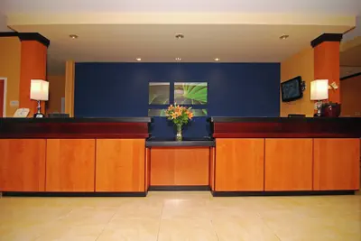 Photo 2 - Fairfield Inn & Suites by Marriott Tehachapi