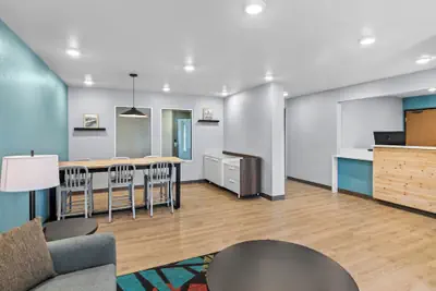 Photo 4 - WoodSpring Suites Austin North I-35