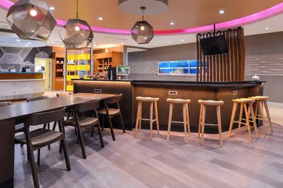 Photo 3 - Springhill Suites by Marriott Temecula Wine Country