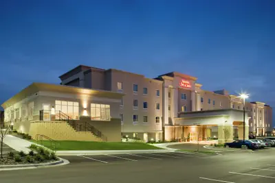 Photo 2 - Hampton Inn & Suites Rochester-North