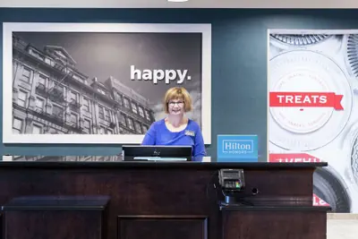 Photo 3 - Hampton Inn & Suites Rochester-North