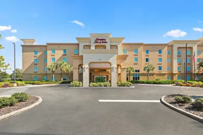 Photo 2 - Hampton Inn & Suites Port Richey