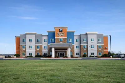 Photo 2 - Holiday Inn Express & Suites Bridgeport by IHG