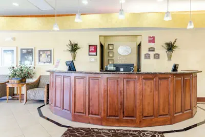 Photo 4 - Comfort Suites Salina South
