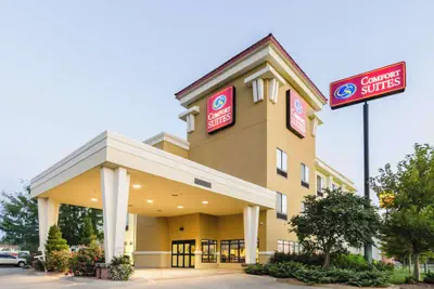 Photo 2 - Comfort Suites Salina South