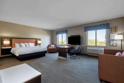 Photo 4 - Hampton Inn & Suites Woodward