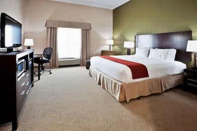 Photo 3 - Holiday Inn Express Lake Wales N-Winter Haven by IHG