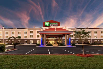 Photo 2 - Holiday Inn Express Lake Wales N-Winter Haven by IHG
