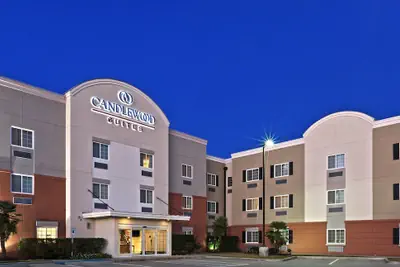 Photo 2 - Candlewood Suites Pearland by IHG